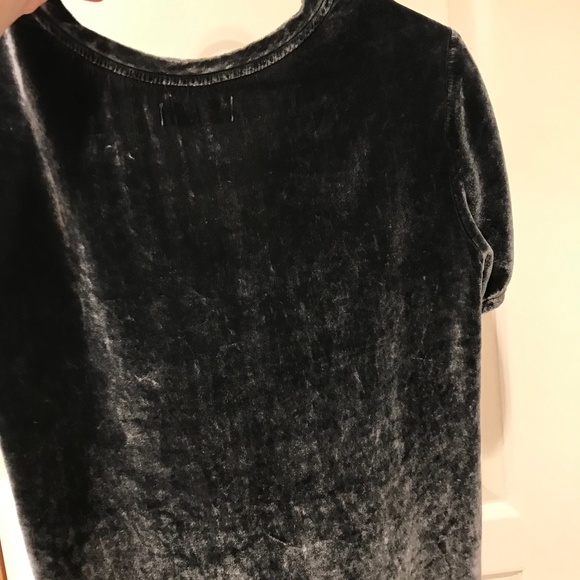 Bella Dahl plush grey velvet v neck tee - Picture 7 of 7